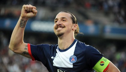 开云体育官网下载-赛后采访：球员不同角度的赛场心声，赛后采访回答