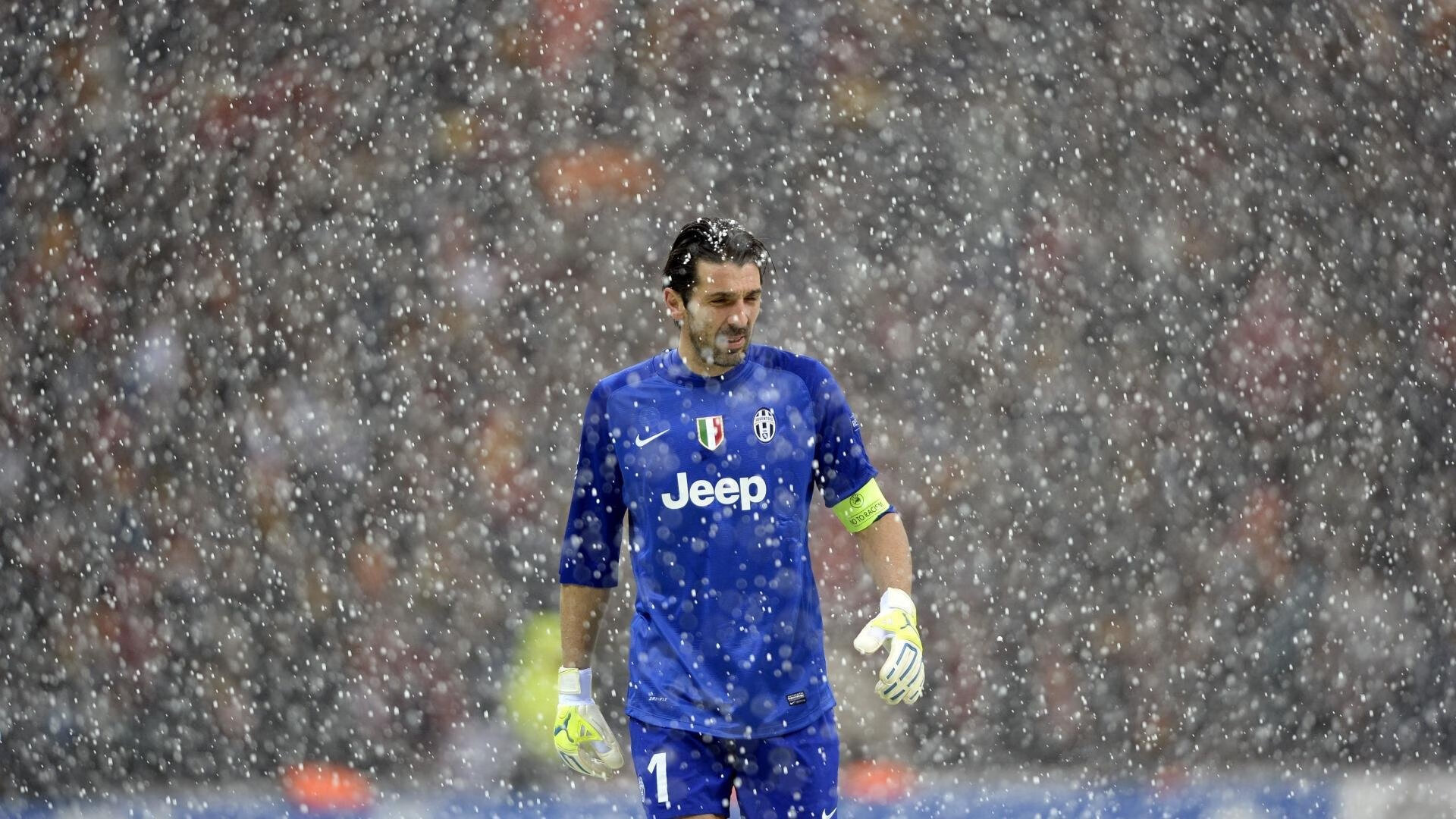 【犯规实例】著名犯规案例深度剖析,判罚背后隐藏的战术思考,犯规种类有哪些