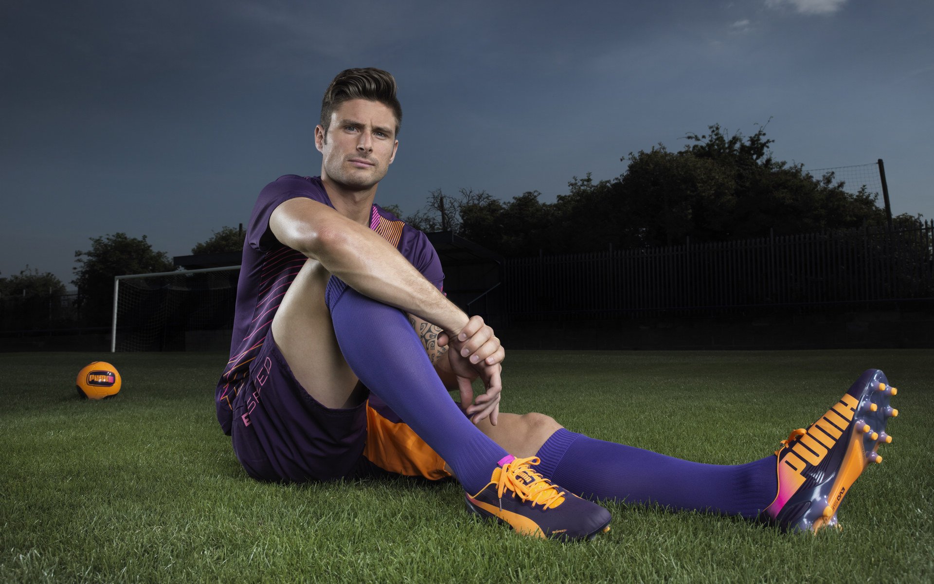 管理创新:成立中超联赛运行保障中心,中超联赛官方合作伙伴